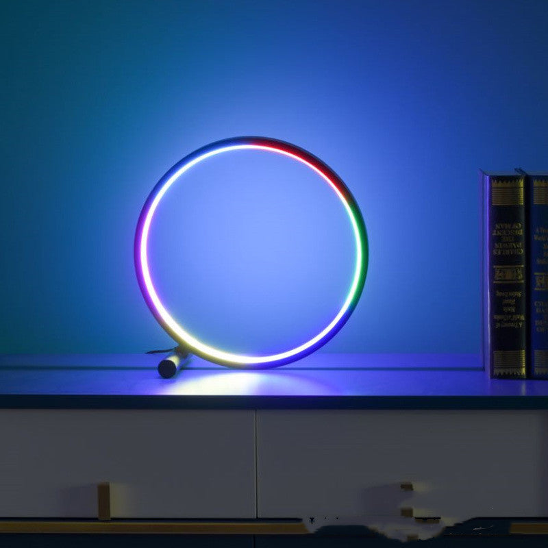 Nordische, schlichte USB-Tischleuchte, RGB-Stimmungsleuchte, LED-Dekorationsleuchte, kreative und augenschonende Schlafzimmer-Nachttischleuchte – Hersteller
