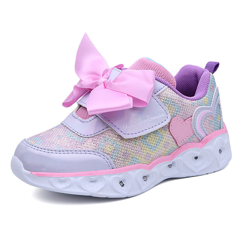 bunte, leuchtende Mädchenschuhe