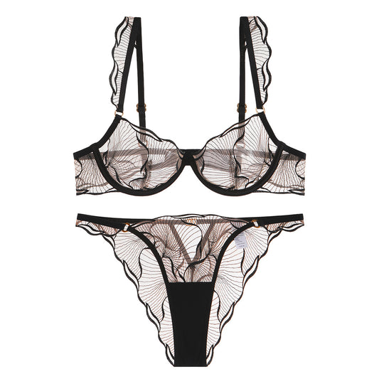 Französisches, ultradünnes, reines und verführerisches Dessous-Set aus bestickter Spitze