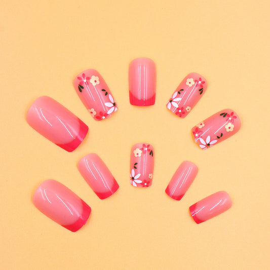 Eisig-transparentes, mehrfarbiges, florales, sanft-süßes Nageldesign – tragbar