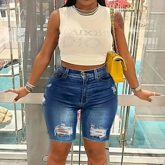 Hochgeschnittene, schmal geschnittene Jeansshorts mit Rissen für Damen