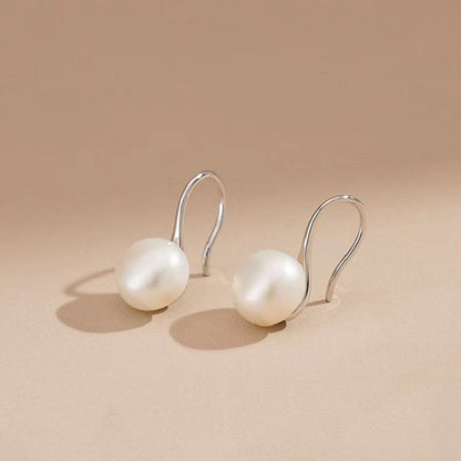 Silberne Perlenohrringe für Damen