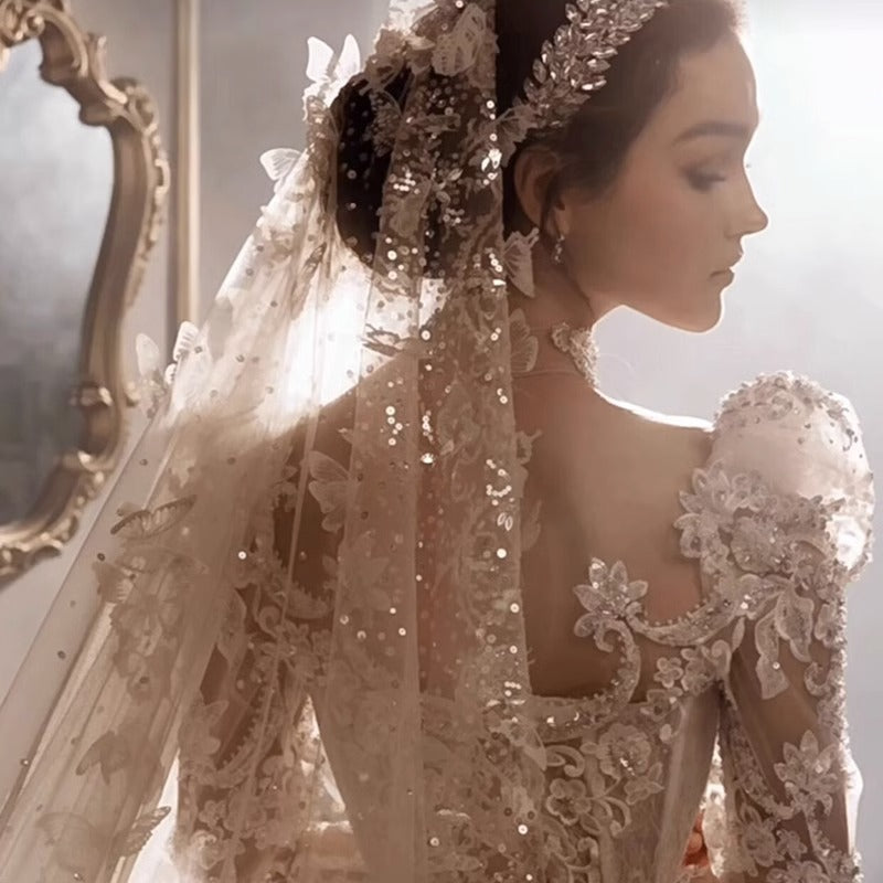 Schwerindustrie Europäischer Stil Königlicher Hof Prinzessin Großer Schwanz Weiblich