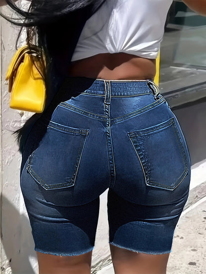 Hochgeschnittene, schmal geschnittene Jeansshorts mit Rissen für Damen