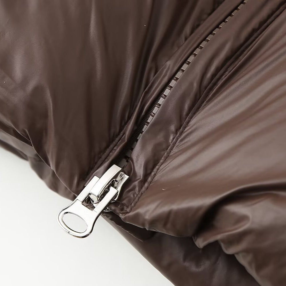 Damenmode: Schlichter und vielseitiger, kapuzenloser Baumwollmantel mit Stehkragen