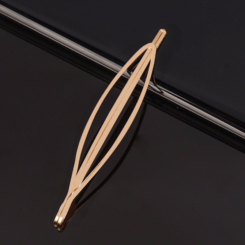 Haarspange mit Hohlbuchstaben