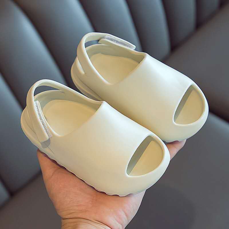 Coconut Shoes Sandalen und Hausschuhe für Damen und Herren mit dicken Sohlen, Absatz und modischen Sandalen