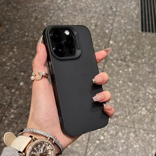 Mattierte Handyhülle mit großem Loch, schlicht und transparent