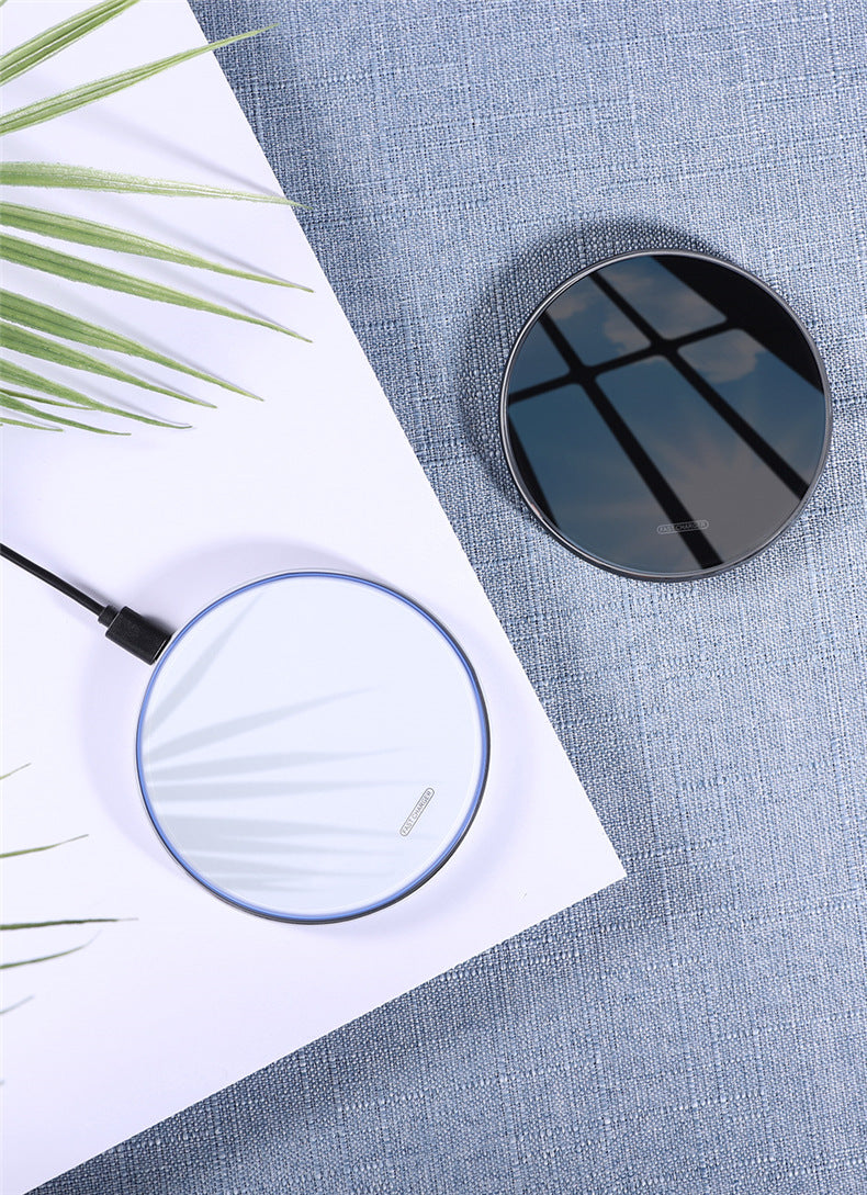 Kabelloses 10-W-Spiegel-Ladegerät für grenzüberschreitendes Laden