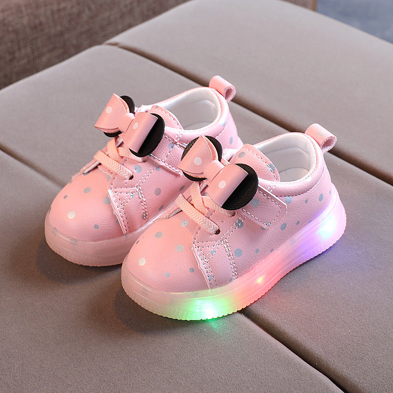 Leuchtende Schuhe für Mädchen mit Schleife, LED-Leuchtschuhe, atmungsaktive Babyschuhe für Mädchen