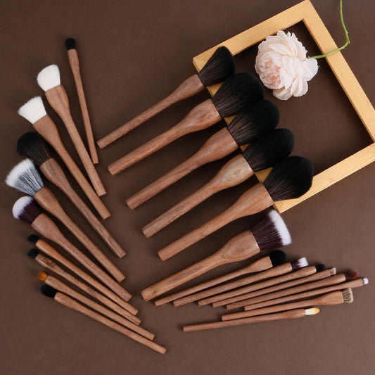 H Set Brush Vintage Soft Black Walnut Makeup Brush