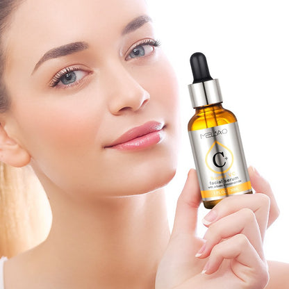 Feuchtigkeitsspendende, reparierende und straffende Flüssigkeit