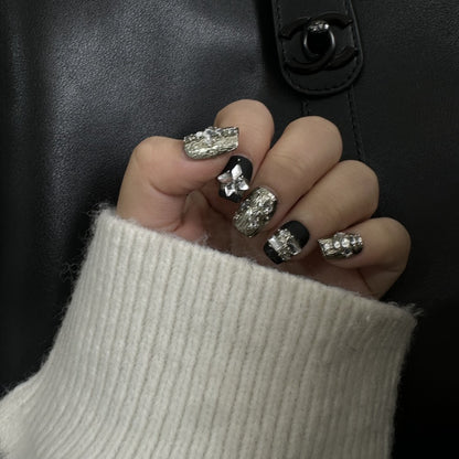 Handgetragene Nagelflicken, kurz, Herbst und Winter