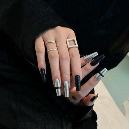 Silber-schwarze, supercoole Nagelsticker