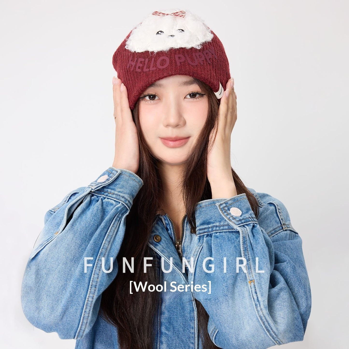 Niedliche, gestrickte Damenmütze aus Wolle mit Plüschwelpenmotiv