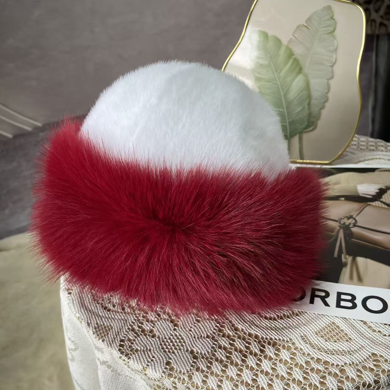 Plüschige mongolische Mütze für kaltes Wetter, warme, fleecegefütterte Wintermütze für Damen