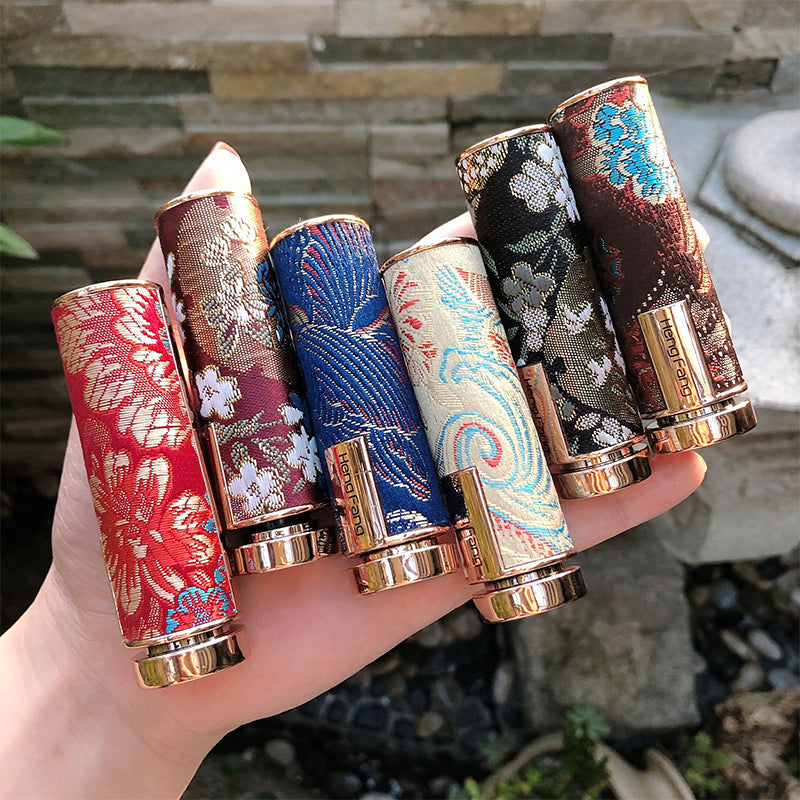Lippenstift-Set im chinesischen Stil mit geschnitzten Motiven, matt, feuchtigkeitsspendend