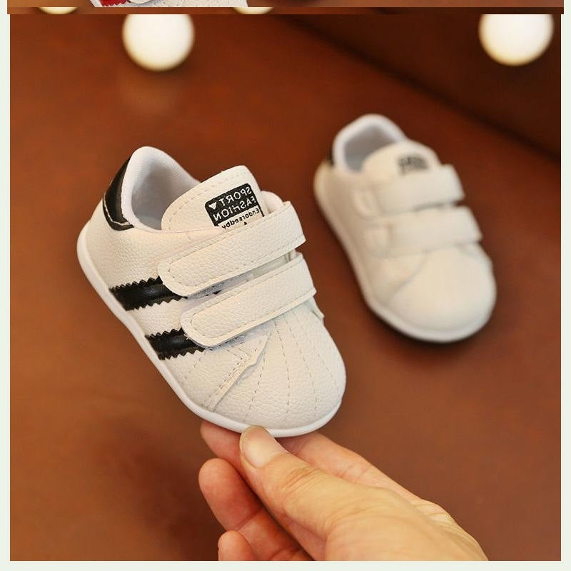 Babyschuhe für Jungen und Mädchen (0 bis 18 Monate)
