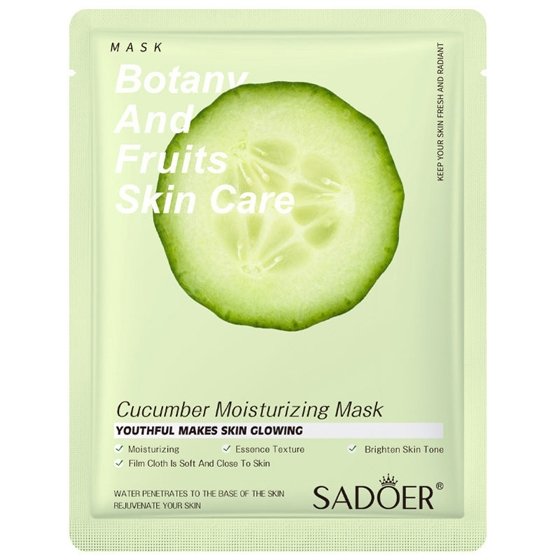 Einfache feuchtigkeitsspendende Gesichtsmaske mit Pflanzen und Früchten