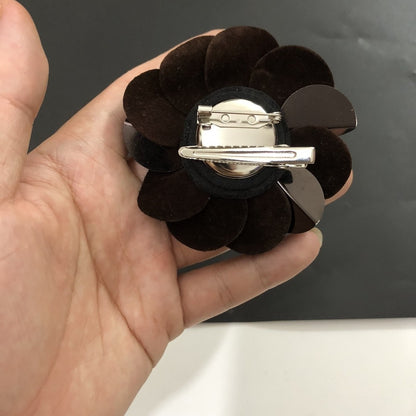 Feine Flanellblumen-Corsage, umwickelte Blumen-Haarspange, Blumen-Handtaschenanhänger, Brosche