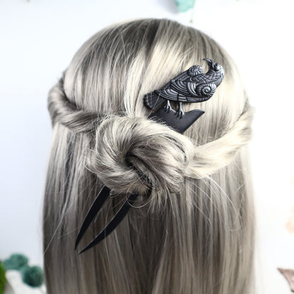 Retro Crow Double-sided Three-dimensional Carved Hairpin