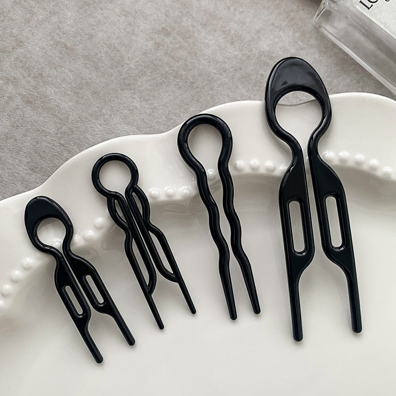 Modischer Dutt, lässige Hochsteckfrisur, Gadget: Haarkamm, Haarnadel