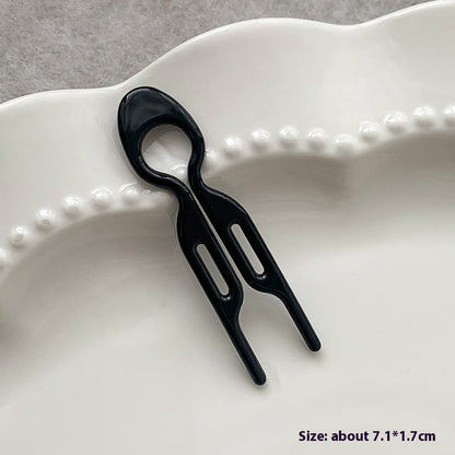 Modischer Dutt, lässige Hochsteckfrisur, Gadget: Haarkamm, Haarnadel