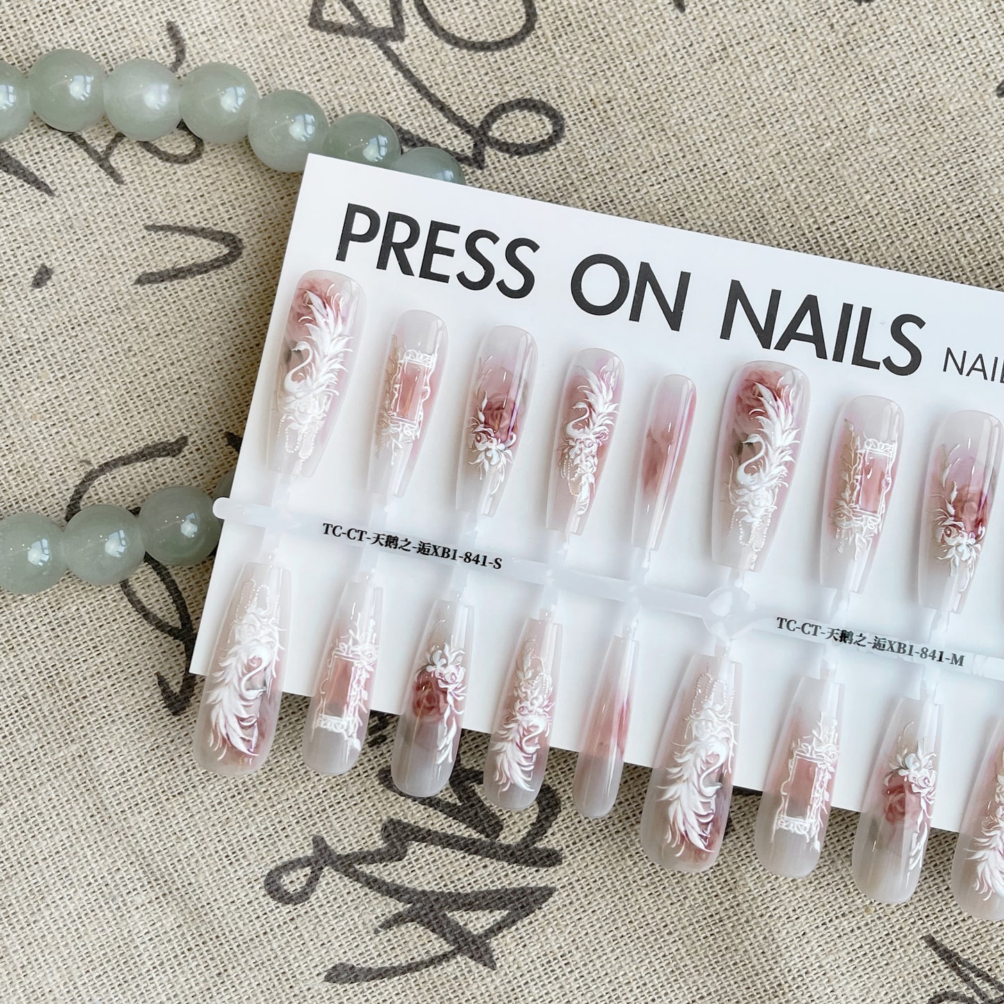 Neue chinesische Antik-Schwanenrelief-Stickerei für Nagelspitzen