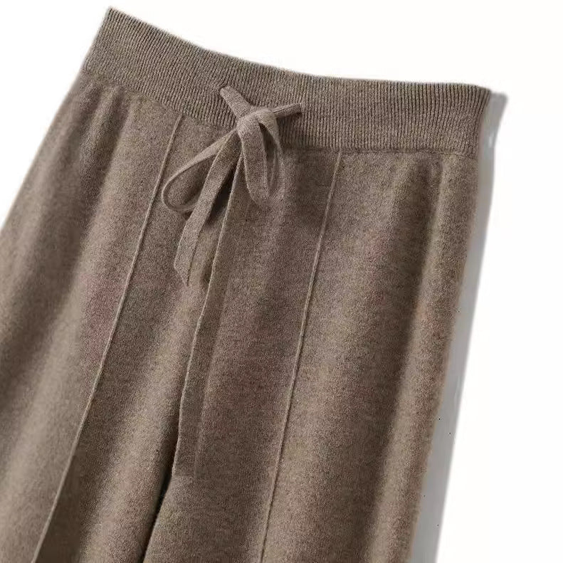 Drapierte, bodenlange Strick-Freizeithose