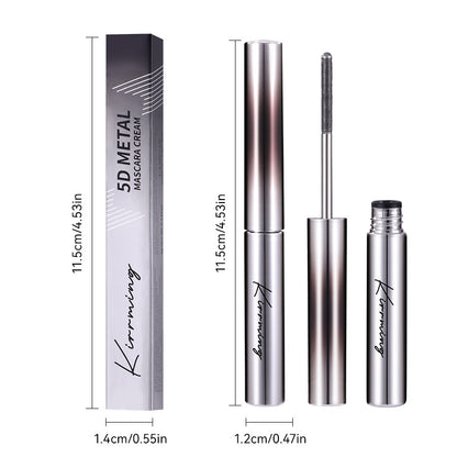 Wasserfeste, voluminöse, schwungvolle Mascara, die nicht verschmiert