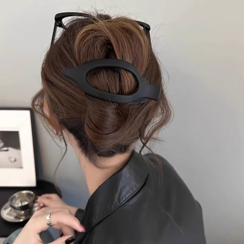 Back Head Large Updo Duckbilled Hair Clip