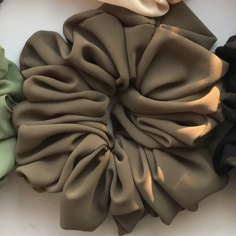 Großer Kopfstrauß aus Chiffon, Dickdarmring, Haarring