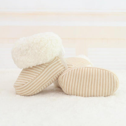 Neue Babyschuhe, weiche Sohle, ideal für Neugeborene, Kleinkinder im Winter, warm haltend, bedruckte Lauflernschuhe für Babys und Kinder 
