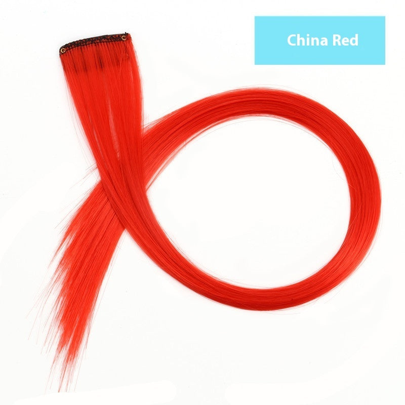 Buntes Haar, hängende Ohren, gefärbte Perücke, Haarverlängerung, farbige Streifen, angesagte Farben