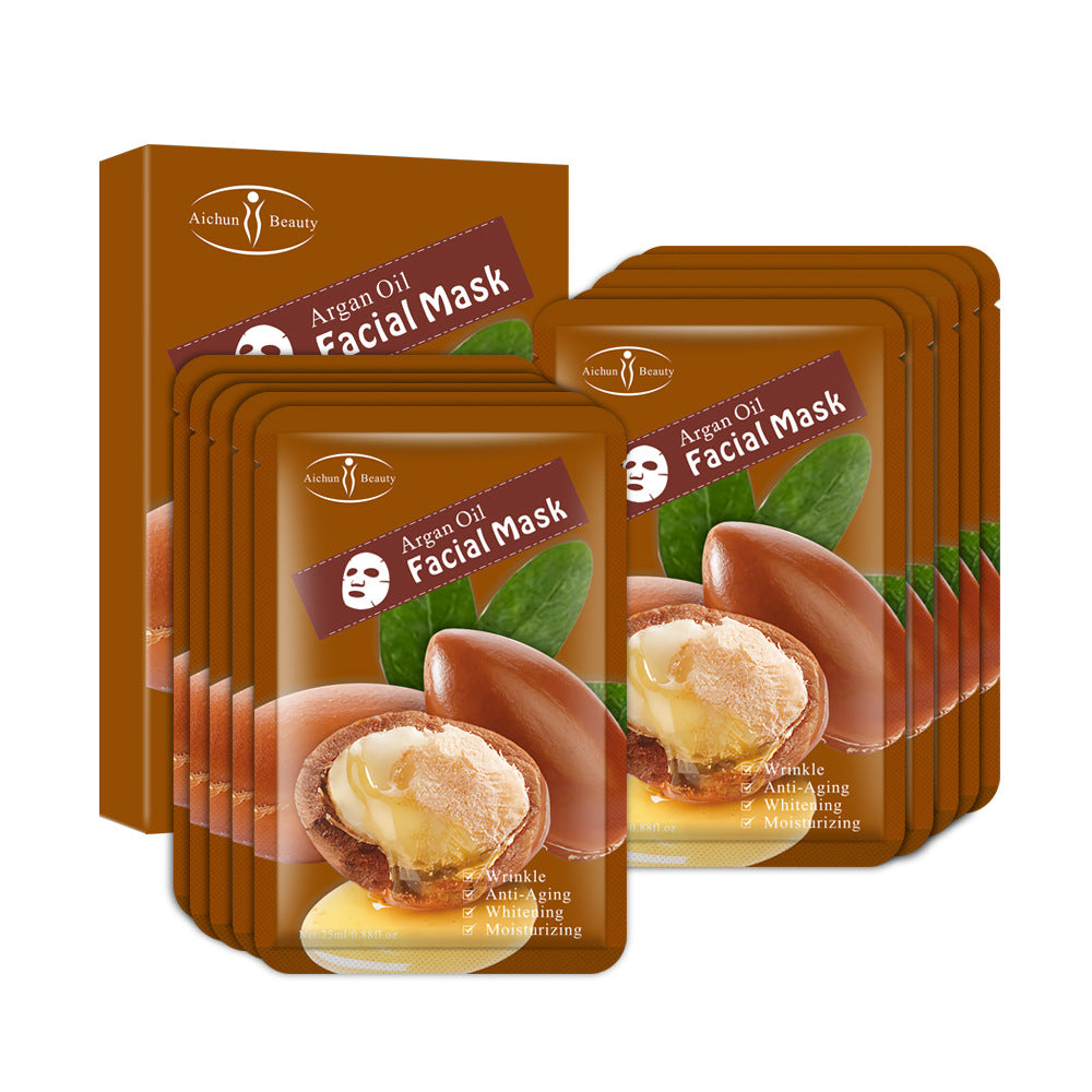 Feuchtigkeitsspendende und aufhellende Gesichtsmaske