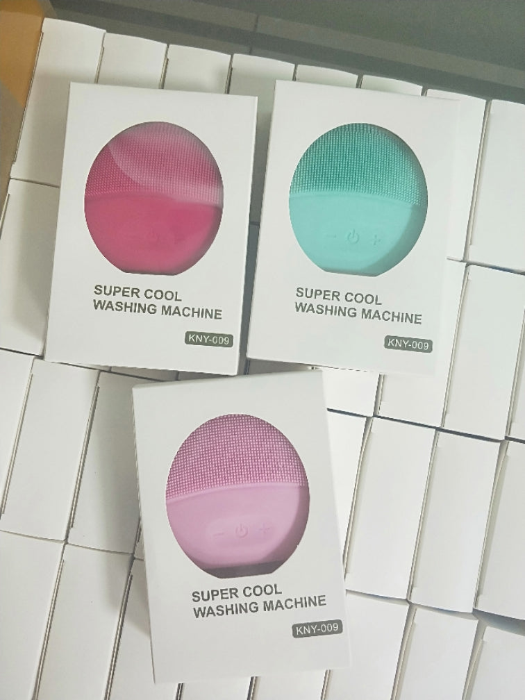 Rechargeable Ultrasonic Vibrating Face Wash Artifact