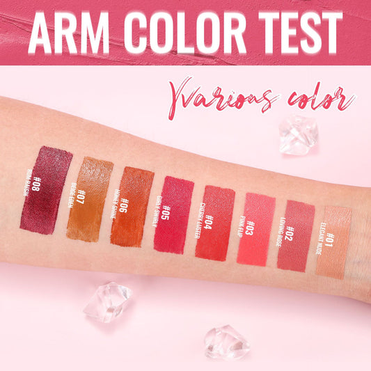 Samtiger, hautverbessernder, pflegender Lippenstift