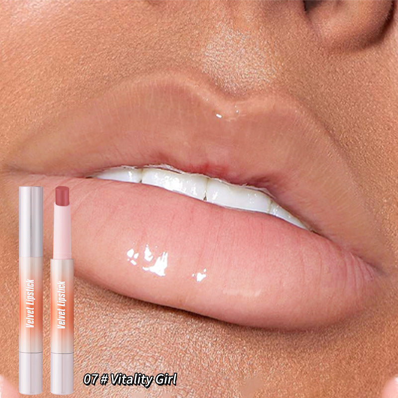 Velvet Air Lippenstift mit mattem Finish – keine Flecken auf Tassen