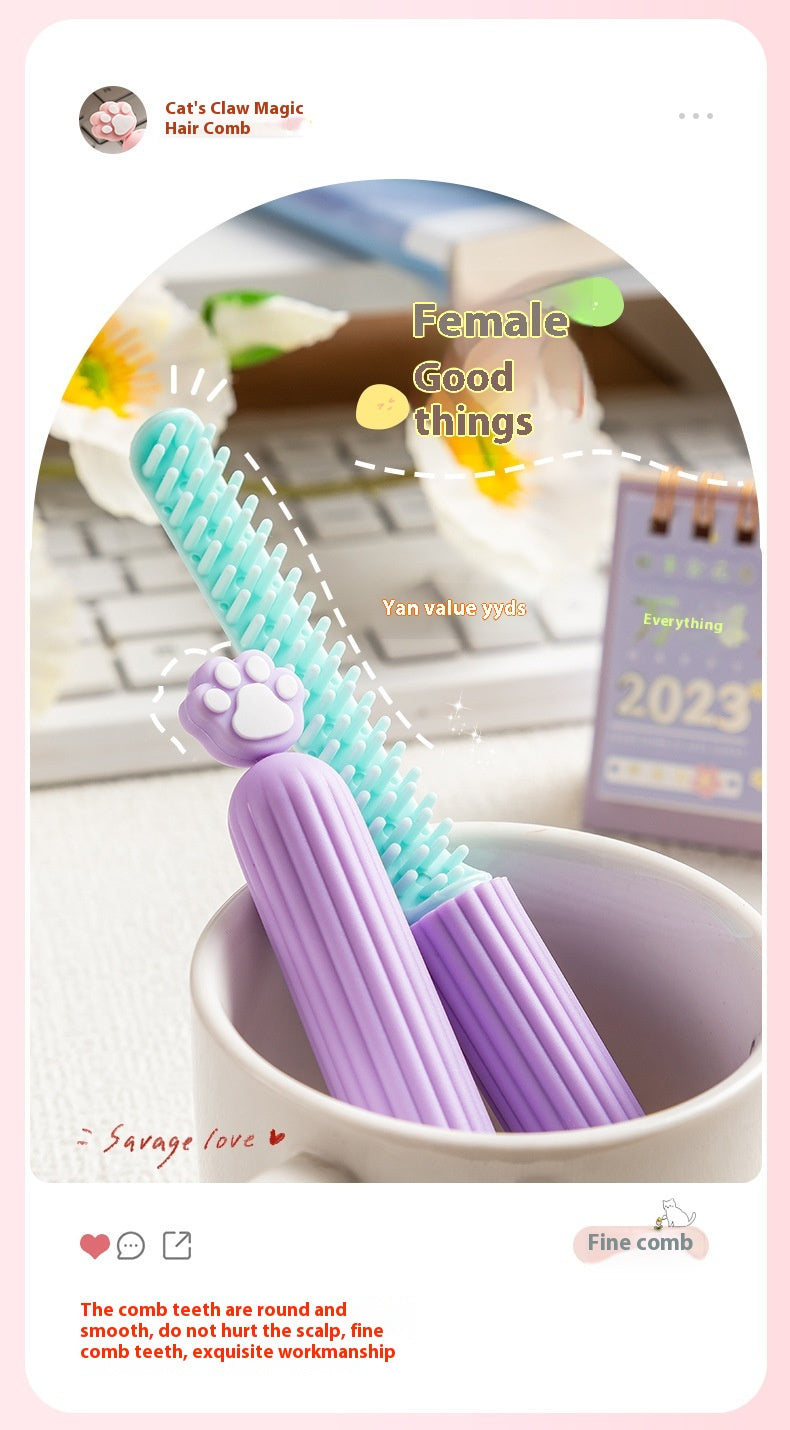 Kleiner Kamm aus der Serie „Niedliche Cartoon-Katzenpfote“