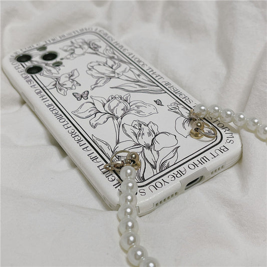 Handyhülle mit Blumen- und Perlenkette