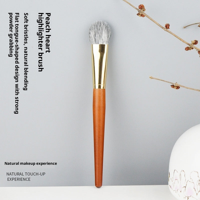 Herzförmiger Highlighter-Pinsel, zungenförmiger Rouge-Verblendpinsel, Make-up