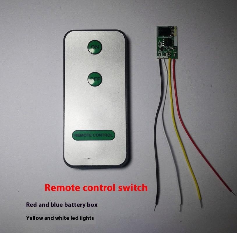 Werkzeugset für die manuelle Montage von Modellen: Schere, Pinzette, Lineal, Klebstoff