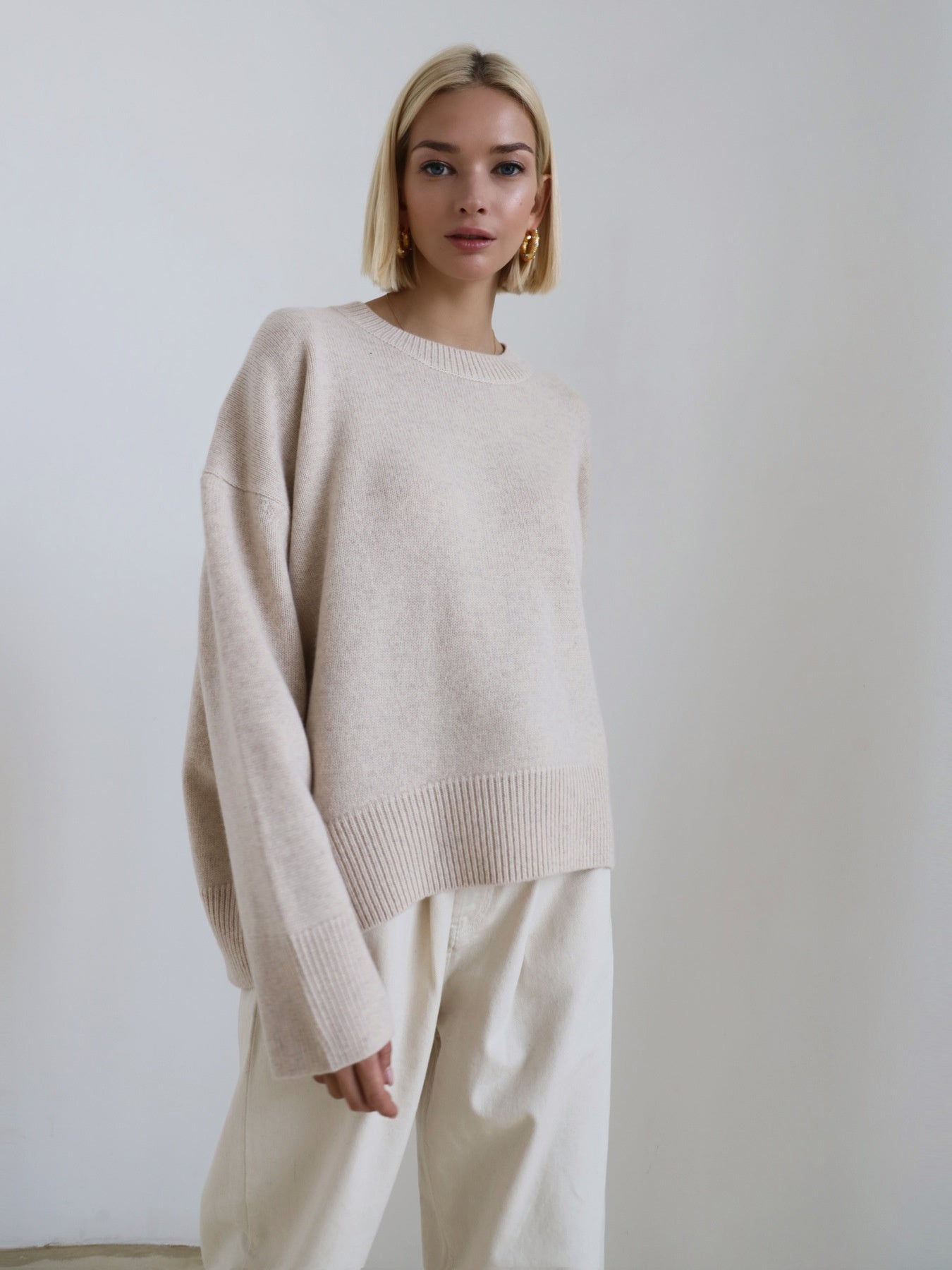 Dicker, lockerer Damen-Strickpullover mit Rundhalsausschnitt, vielseitig kombinierbar