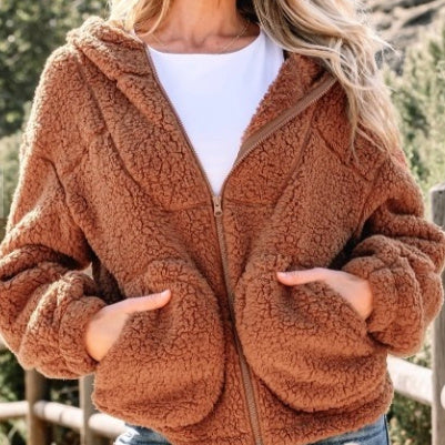 Strohgelbe Sherpa-Jacke mit Kapuze und Reißverschluss