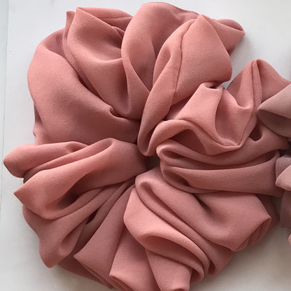 Großer Kopfstrauß aus Chiffon, Dickdarmring, Haarring