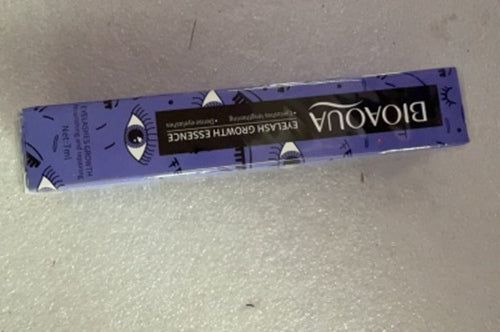 Wimpernserum nährt die Haarwurzeln, spendet intensive Nährstoffe, repariert und sorgt für dichte, schlanke und geschwungene Wimpern.