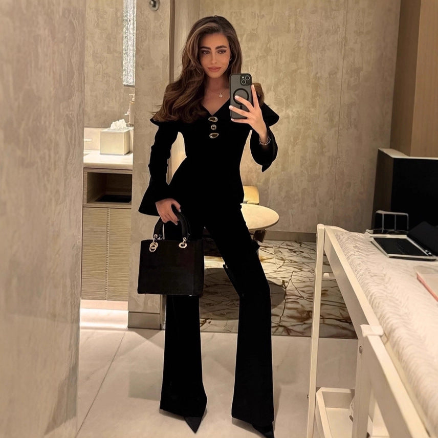 Black V-neck Waist-cropped Top And Pants Two-piece Set For Women