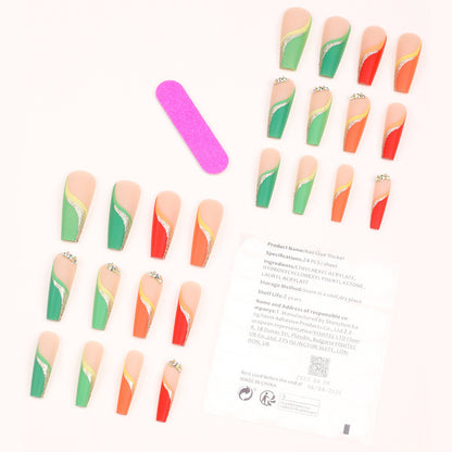 Nagellack im europäischen, amerikanischen und französischen Stil mit Farbblitzeffekt