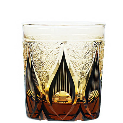 Japanisches Kristallglas im Edo-Schliff mit Asterismus-Effekt